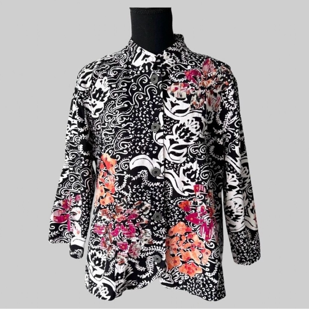 Choices Monochrome Patterned Top